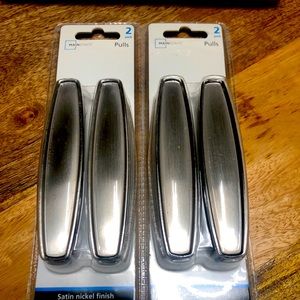 Set of 8 cabinet pulls - Brand New - Satin Nickel Finish
